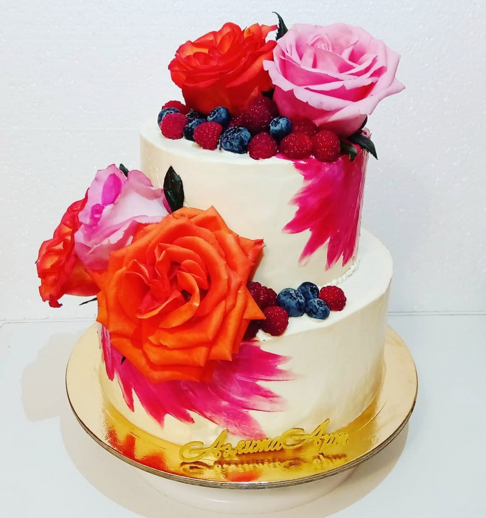 Свадебный тортик с цветами
